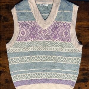 Zara Men's V-Neck Sweater Vest in Cream, Purple, and Blue